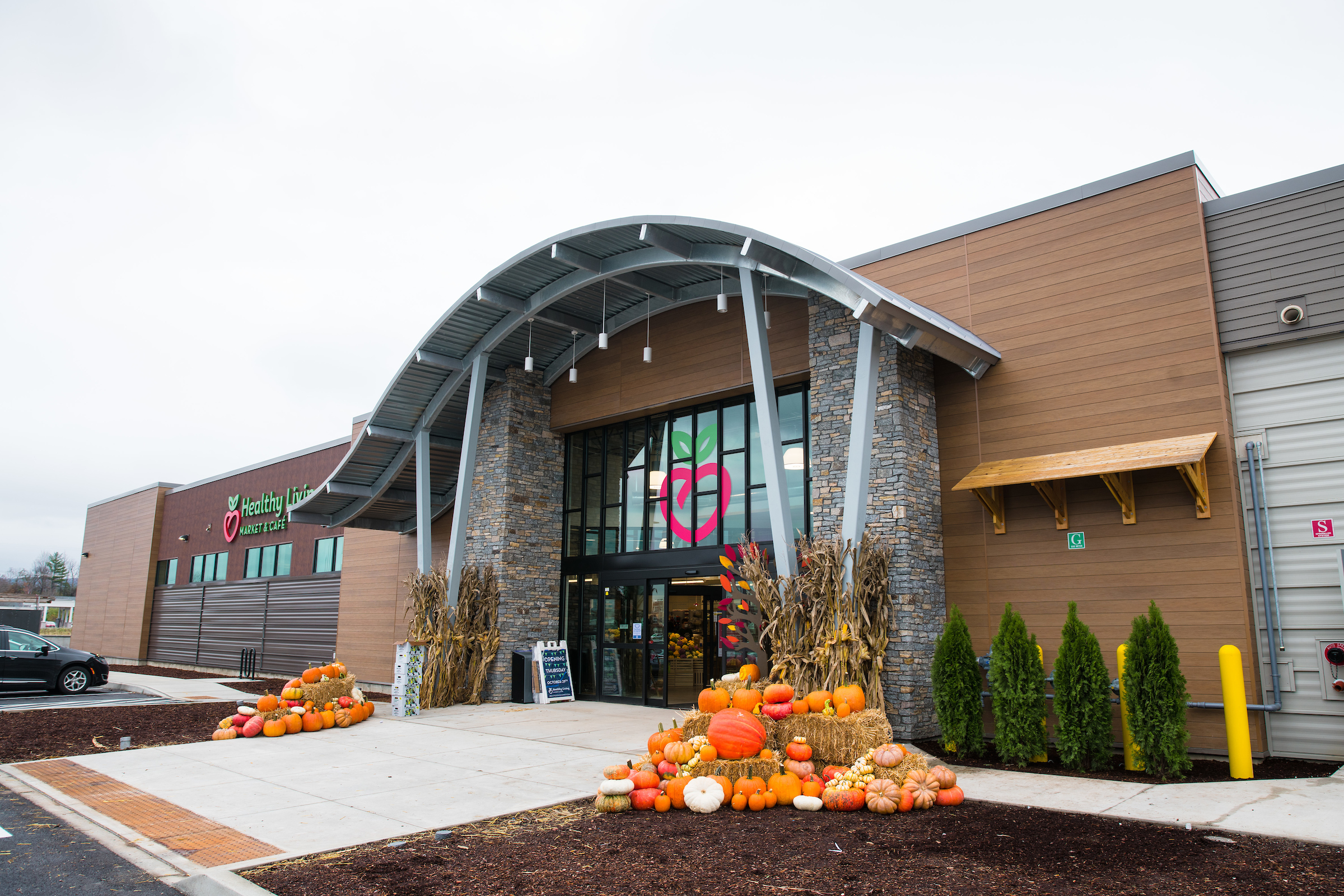 storefront of Healthy Living in Williston, VT